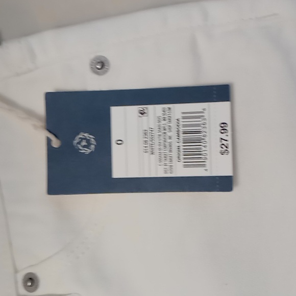 Universal Thread Jeans - Picture 2 of 5